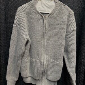 Men's Classic Zip-Up Gray Sweater